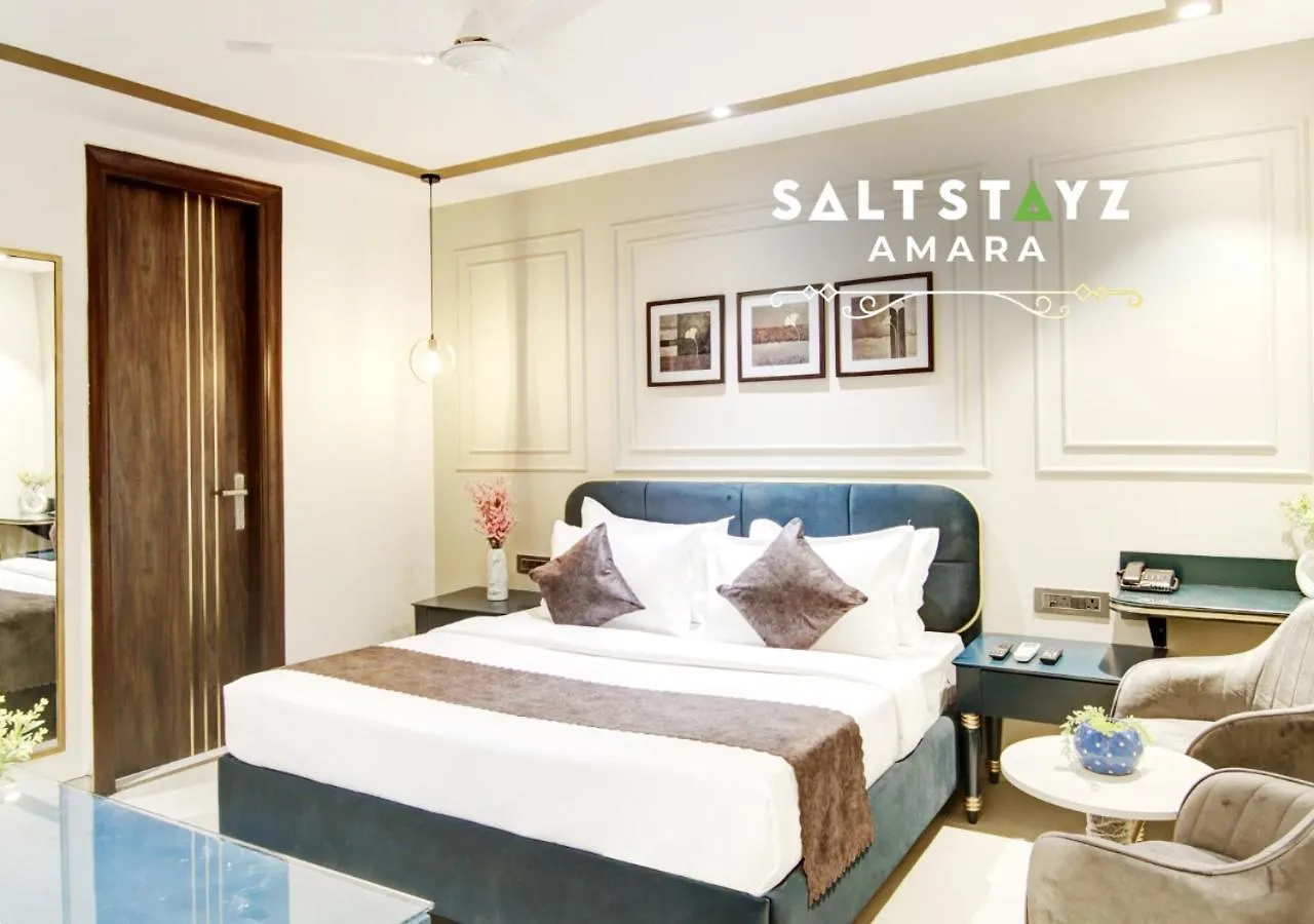 Saltstayz Premier - Galleria Market Road & Sector 27 古尔冈 3*,  印度