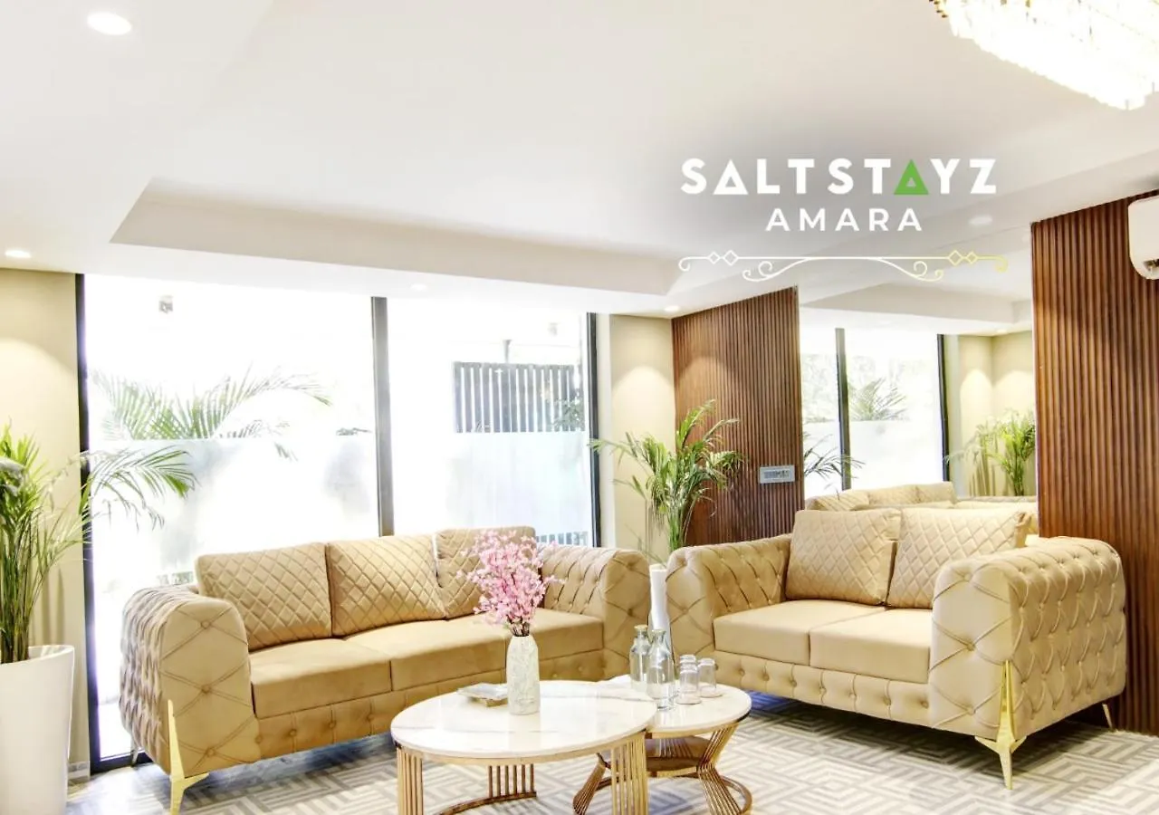 Saltstayz Premier - Galleria Market Road & Sector 27 古尔冈 3*,